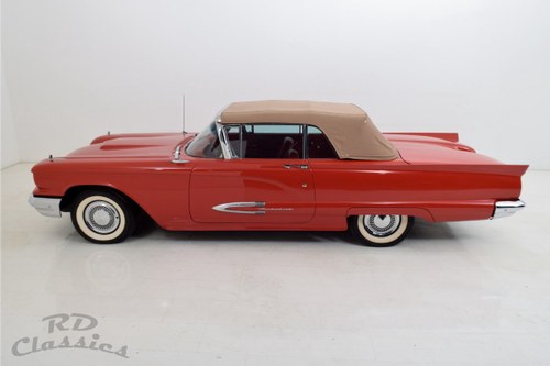 1959 Ford Thunderbird - 6