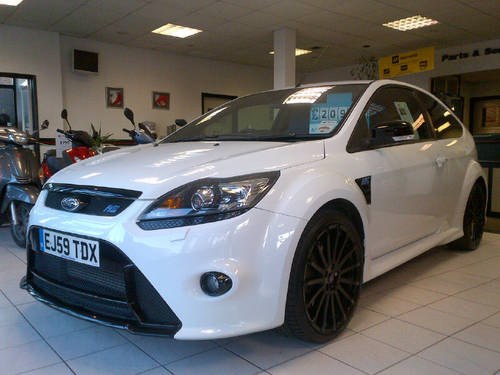 2009 IMMACULATE FORD FOCUS RS *BUYING OR SELLING TALK TO US* In vendita