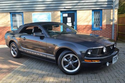 2007 FORD Mustang 4.0i V6 Convertible Automatic In vendita