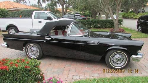 1957 Ford Thunderbird Convertible VENDIDO