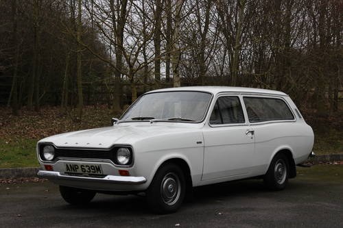 1974 FORD ESCORT 1300 L ESTATE.17,000 Miles from new !!!! SOLD