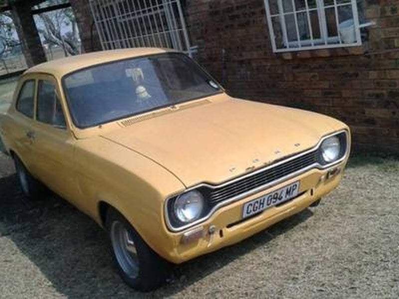 ESCORT MK1 2 DOOR RHD 1974 YELLOW