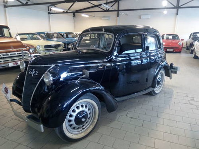 1939 Ford Eifel 2D Sedan