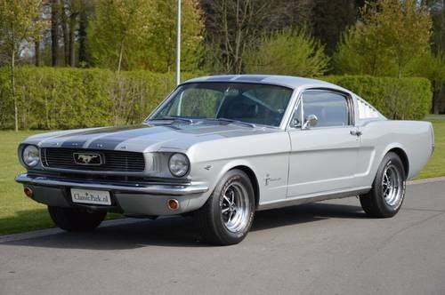 1966 (830) Ford Mustang Fastback For Sale