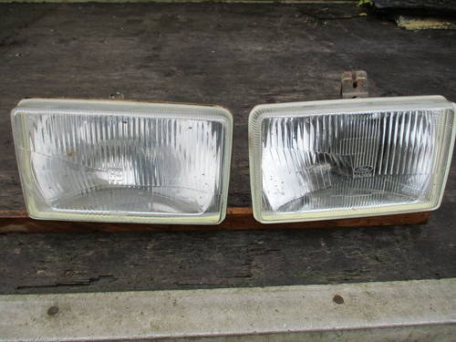 1980 Cortina MK 4 headlights In vendita