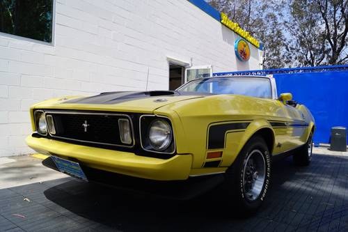 1973 Ford Mustang 302 V8 Convertible VENDU