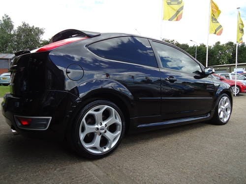 0757 STUNNING BLACK FOCUS ST-3 / FULL BLACK LEATHER RECAROS VENDIDO