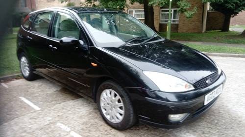 FORD FOCUS 1.6 GHIA BLACK LOW MILEAGE LONG MOT (2003) VENDUTO