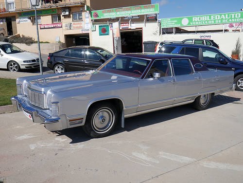 1975 Ford Lincoln Continental For Sale