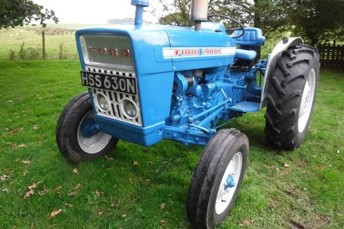1974 FORD 2000 FULLY RESTORED VINATGE TRACTOR BEST AVAILABLE  VENDUTO