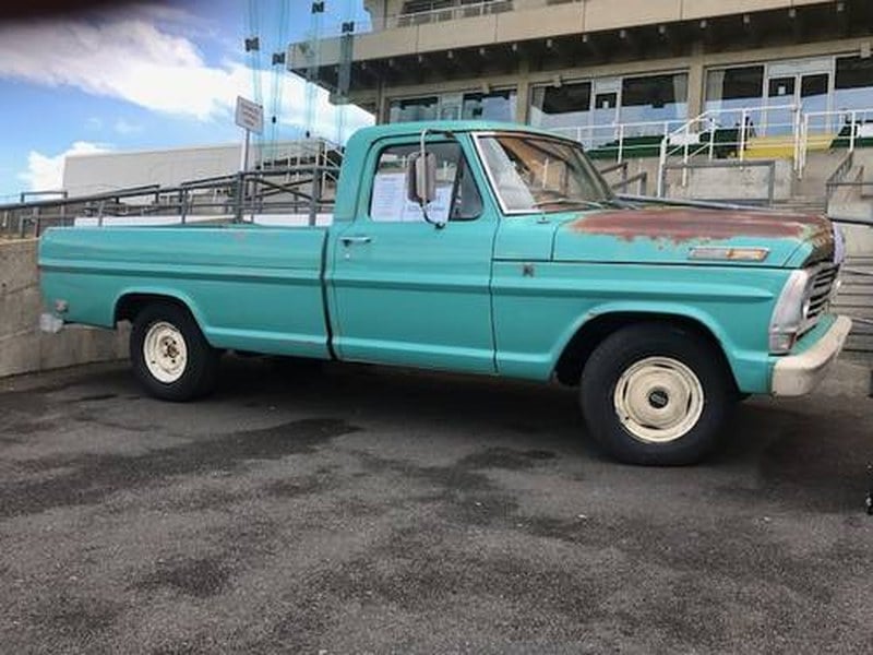 1968 Ford F100 pick up truck