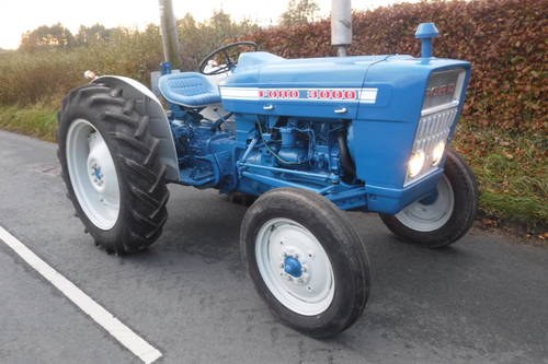 1970 FORD 3000 VERY SMART VINTAGE TRACTOR SEE VIDEO CAN DELIVER SOLD