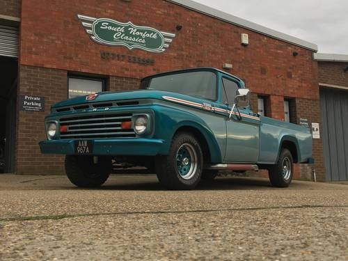 1963 Stunning 63 F100 fitted with 7.5 Litre V8 460c.i  360 HP VENDUTO
