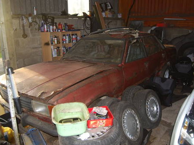 1977 Ford Cortina MK4 2.0s barn find rotten as a pear