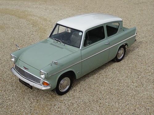 Ford Anglia “Super” – Time Warp Example SOLD
