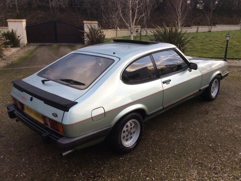 FORD CAPR 2.8i 4 SPEED - JUST 45,000 MILES 3 OWNERS - SUPERB