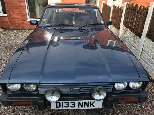 1986 FORD CAPRI 2.0 LASER A vendre