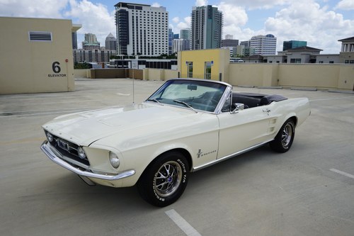 1967 Ford Mustang Convertible 289 AT Restored Ivory 16k mile In vendita