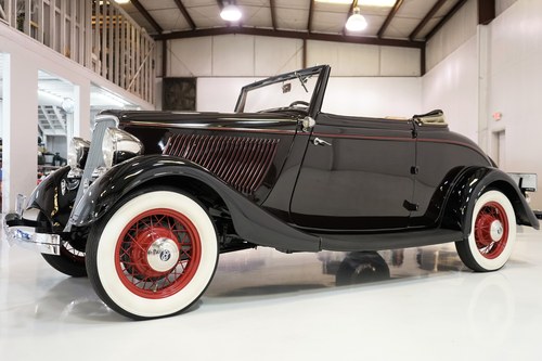 1933 Ford Deluxe Model 40 Cabriolet | 1 of only 4,233 built SOLD