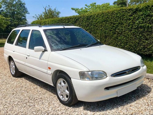 1995 Ford Escort Ghia Estate **42,000 miles, 2 Owners, New MOT** SOLD