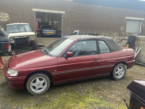 1990 FORD ESCORT CONVERTIBLE - LEFT HAND DRIVE - VALUE For Sale