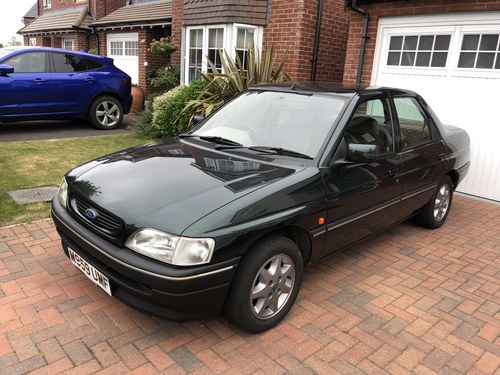 1994 Ford Escort Mk5 1.8 LX Saloon Rare FSH Low Miles For Sale