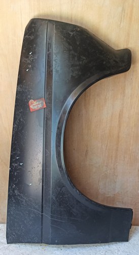 1976 Ford FIESTA Mk1 _ R.H. Front Wing A vendre