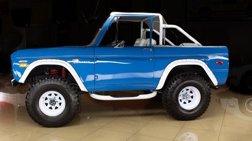 1972 Ford Bronco 4X4 SUV 4WD Full Restored Blue FI-5.0 For Sale