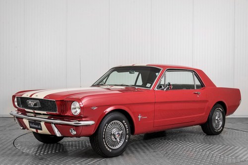 1966 Ford Mustang V8 Automatic 302 - Fully Restored For Sale