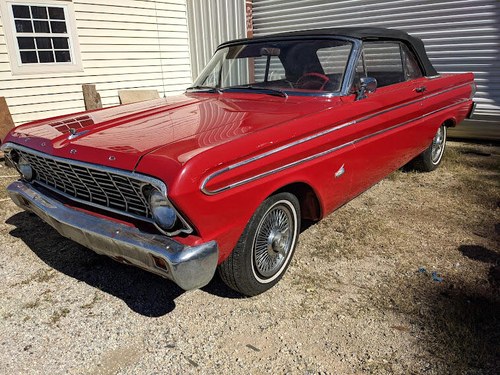 1964 Ford Falcon Convertible 6 cyls Auto 44k miles Red $16.5 À venda