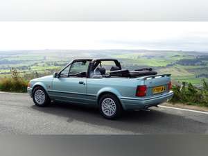 1989 FORD ESCORT XR3i LIMITED EDITION CABRIOLET IN AQUAFOAM BLUE For Sale (picture 5 of 12)