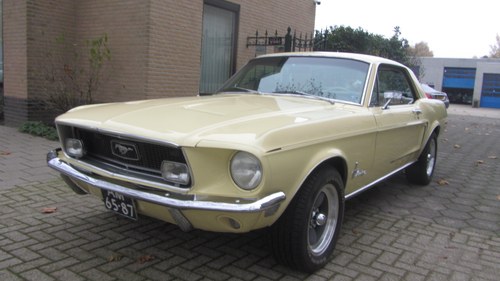 1968 Ford Mustang V 8 Automatic very nice car & 50 USA Classics In vendita