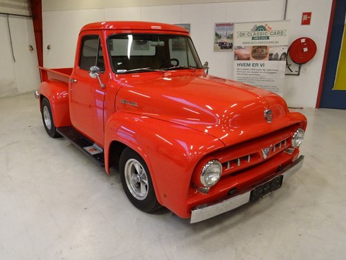 1953 Ford F100 1/2 Ton 2-Door Pickup Truck VENDU