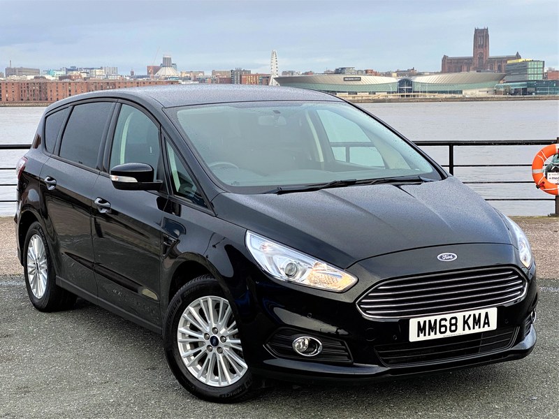 Ford S-MAX TDCI Zetec Automatic - 24,600 miles - 7 Seats