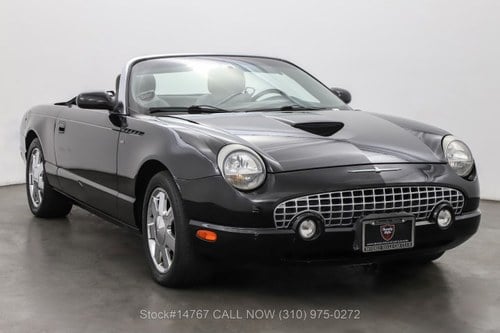 2002 Ford Thunderbird A vendre