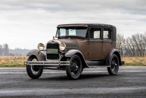 1929 Ford Model A Deluxe Saloon In vendita