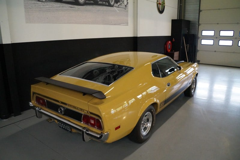 1972 Ford Mustang - 4