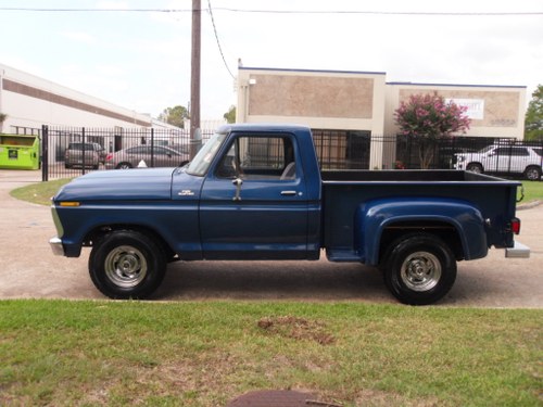 PRICE REDUCED!1977 Ford F150 Shortbed Stepside-Barn Find SOLD