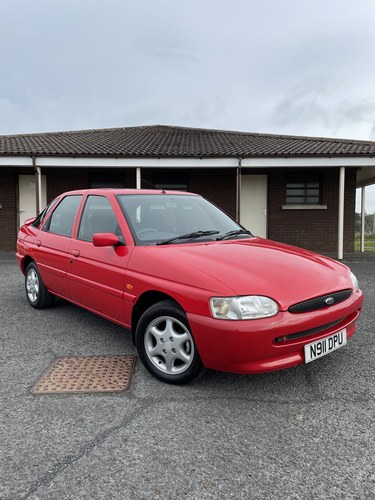 1995 Ford Escort Ghia 1.6 A vendre