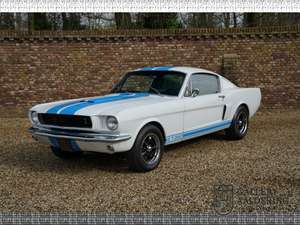 1965 Ford Mustang Fully restored and mechanically rebuilt, stunni For Sale (picture 1 of 6)