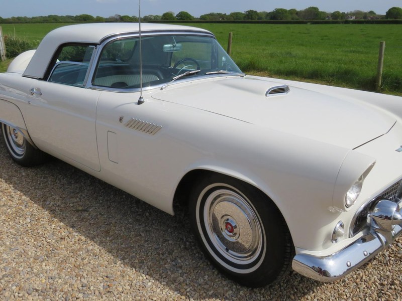 1956 (A) Ford Thunderbird V8 AUTO