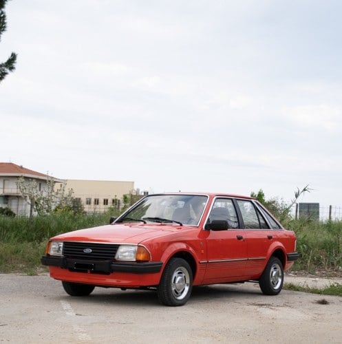 1983 Ford Escort mk3 1.6 Ghia Automatic Kaufen Bei