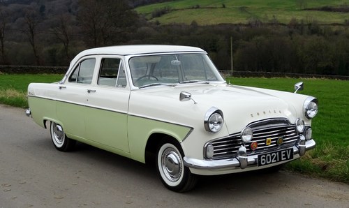 1959 FORD ZODIAC MK2, RARE TRIPLE CARB ENGINE, TWO TONE PAINT For Sale
