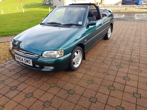 1996 Escort Ghia Cabrioet Till salu