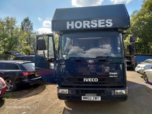 2002 SMART OLD HORSE BOX CARGO WITH LIVEING MOTED NOVMBER 11th In vendita