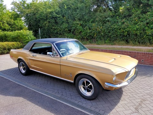 1968 Ford Mustang V8 Sunlit Gold Automatic (Sold) VENDUTO
