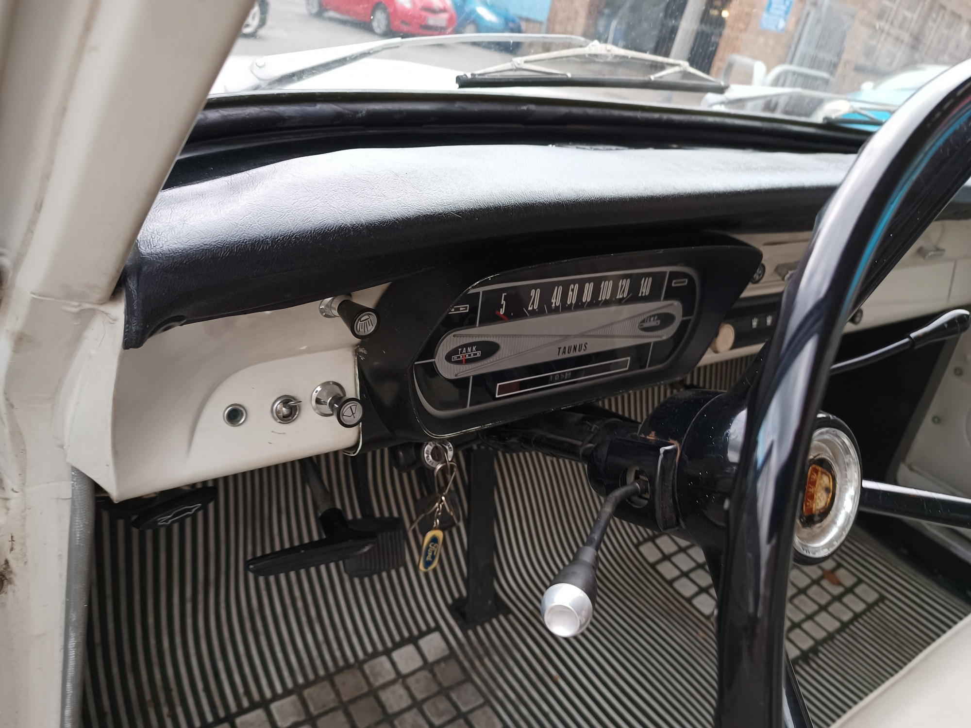 Ford Taunus 12M, foto 9