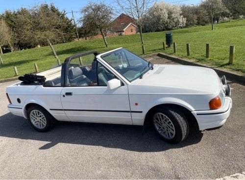 1989 Ford Escort Tennis Cabriolet Limited Edition For Sale