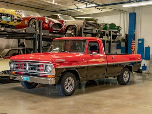 1972 Ford F100 360 V8 4 spd Custom Pick Up VENDU