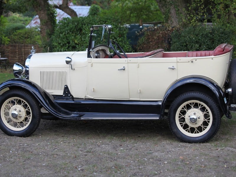 1929 Ford Model A Tourer